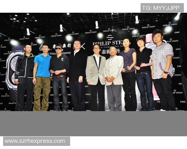 成都羽毛球队与南京羽毛球队赛后复盘分析团队配合与战术执行的关键因素 成都羽毛球队与南京羽毛球队赛后复盘分析团队配合与战术执行的关键因素